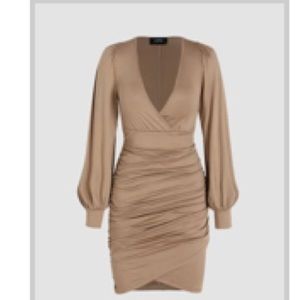 Solid ruched v neck dress